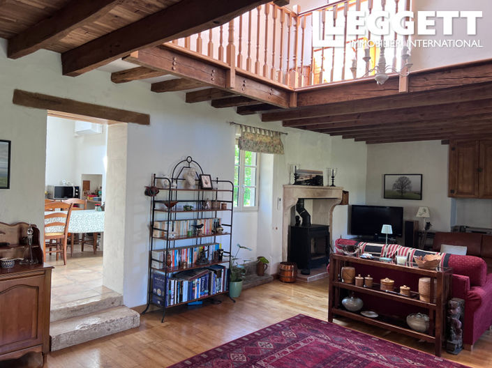 Image No.2-3 Bed House for sale