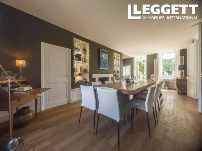 Image No.9-5 Bed House for sale
