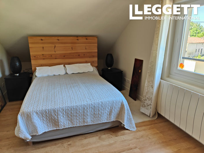 Image No.9-4 Bed House for sale