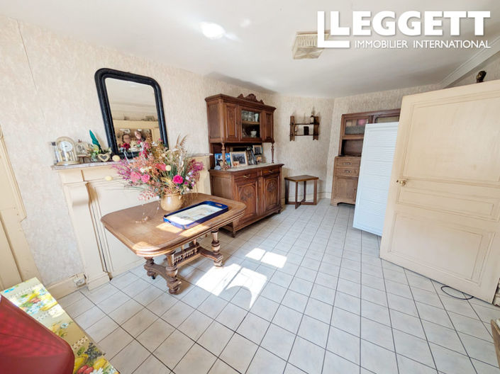 Image No.7-3 Bed House for sale