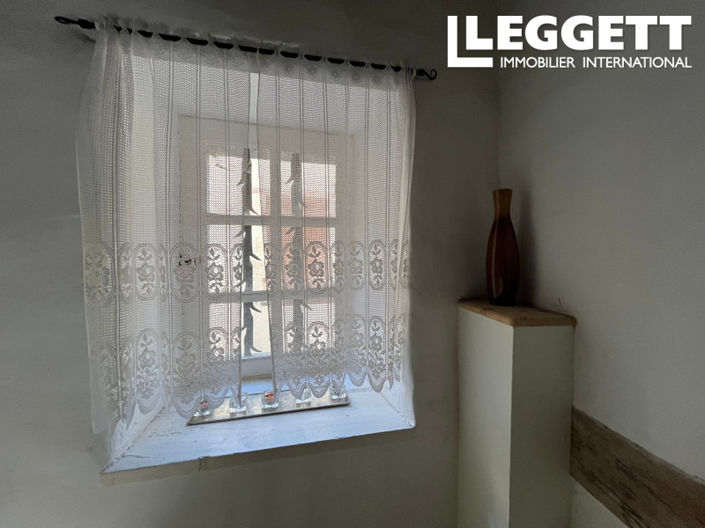 Image No.2-3 Bed House for sale