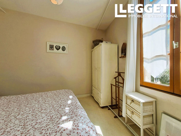 Image No.9-3 Bed House for sale