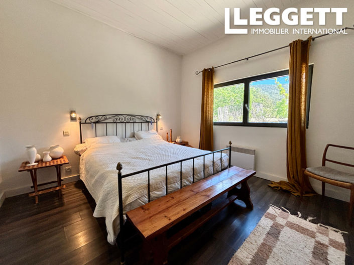 Image No.5-4 Bed House for sale