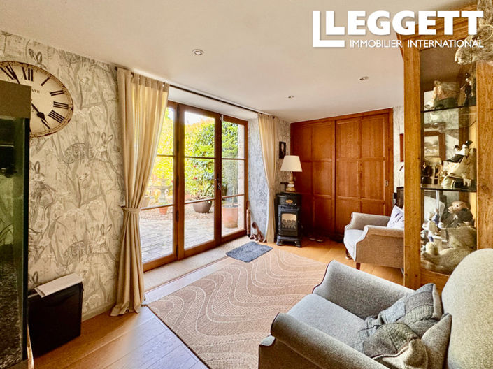 Image No.7-3 Bed House for sale