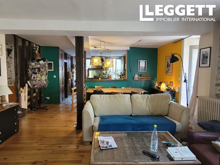 Image No.2-6 Bed House for sale