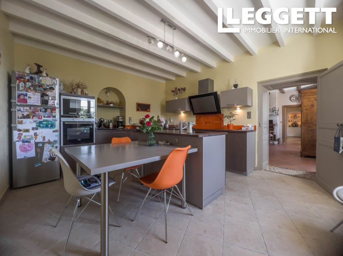 Image No.6-4 Bed House for sale