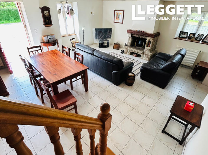 Image No.3-4 Bed House for sale