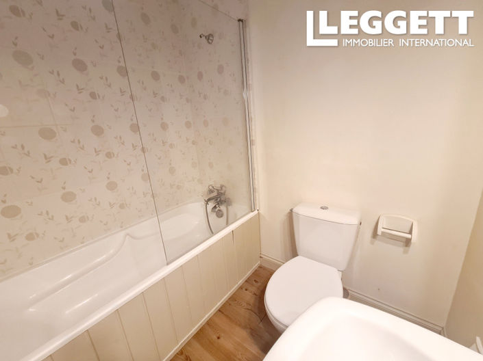 Image No.5-2 Bed House for sale