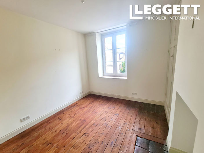 Image No.7-2 Bed House for sale