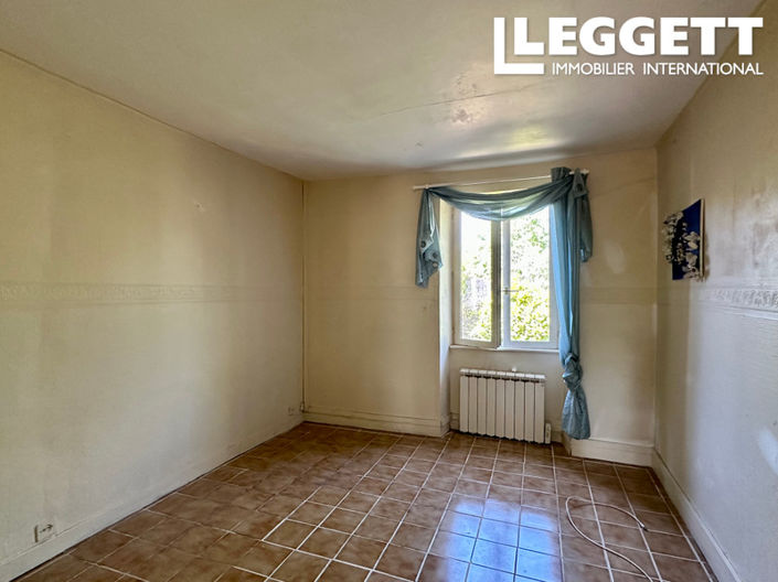 Image No.8-4 Bed House for sale