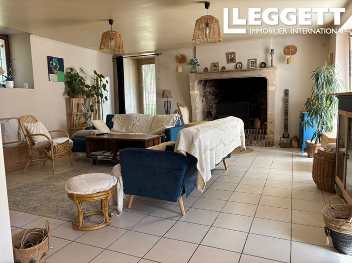 Image No.3-9 Bed House for sale