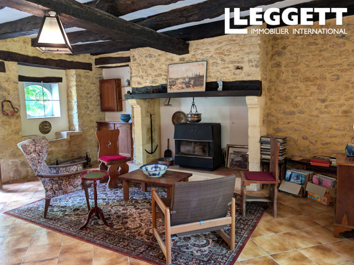 Image No.10-7 Bed House for sale
