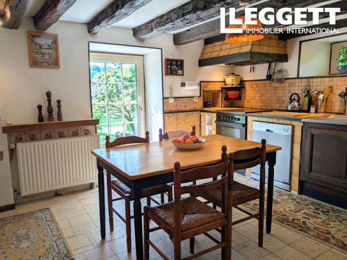 Image No.7-7 Bed House for sale