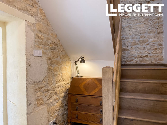 Image No.8-2 Bed House for sale