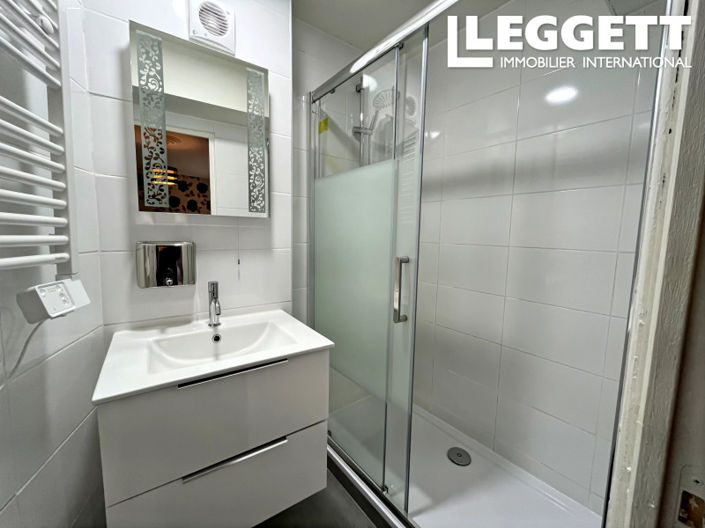 Image No.7-14 Bed Commercial for sale