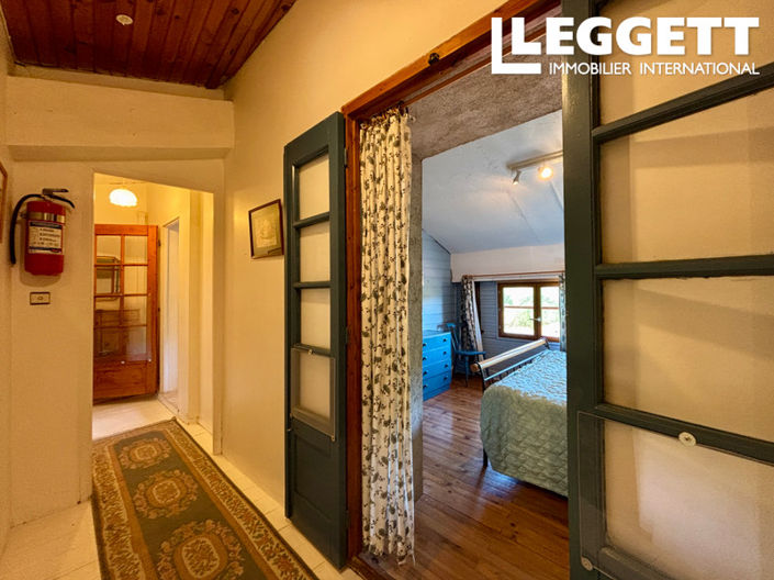 Image No.7-3 Bed House for sale