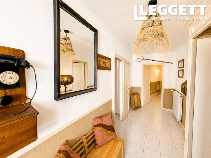 Image No.7-3 Bed House for sale
