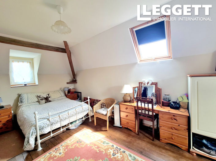 Image No.6-3 Bed House for sale