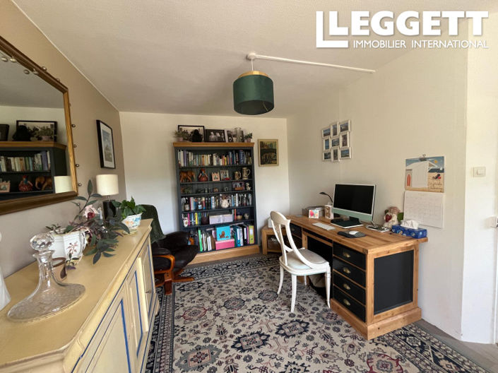 Image No.10-4 Bed House for sale