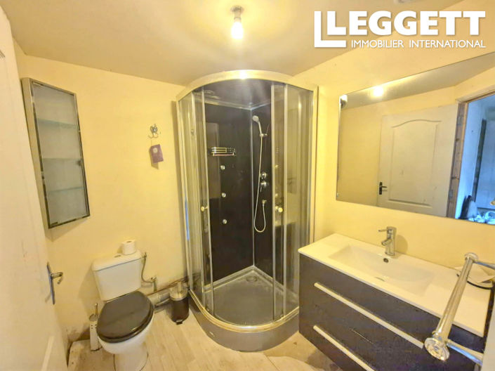 Image No.8-2 Bed House for sale