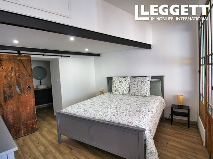 Image No.9-4 Bed House for sale