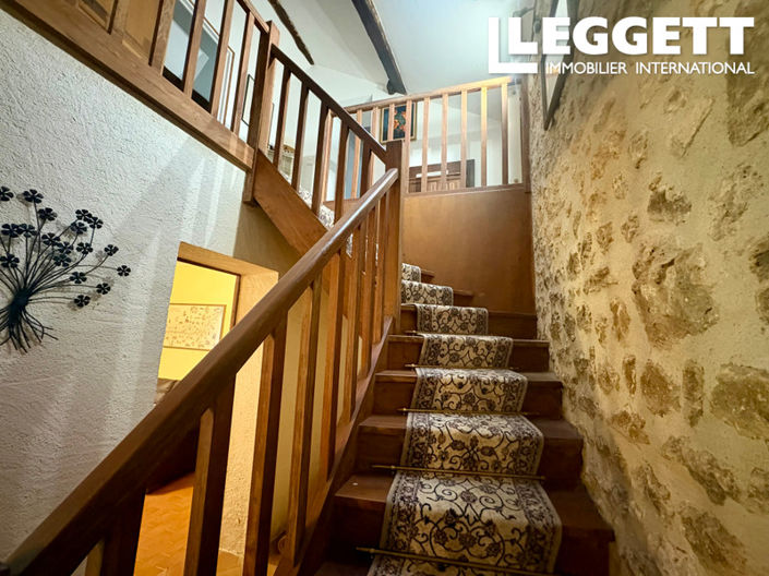 Image No.6-4 Bed House for sale