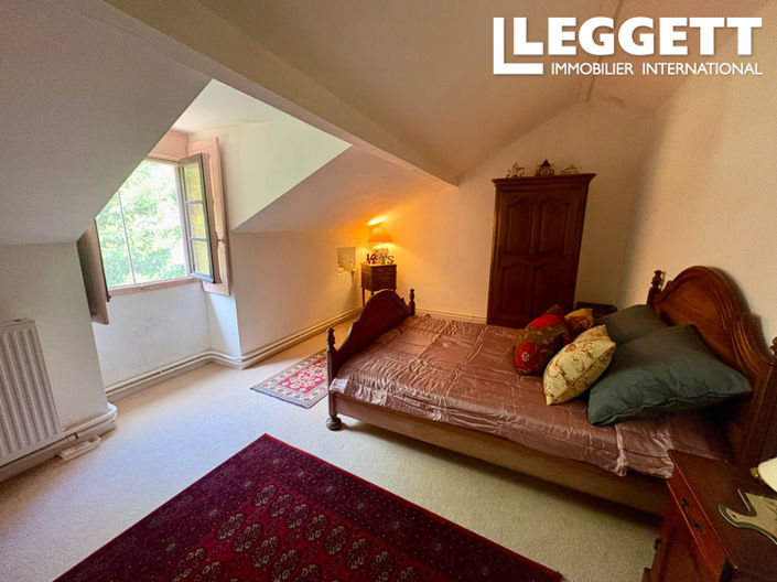Image No.7-4 Bed House for sale
