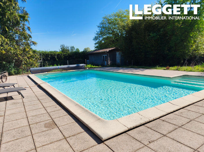 Image No.2-5 Bed House for sale