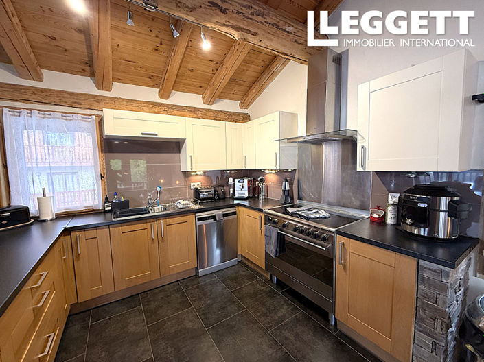 Image No.9-4 Bed House for sale