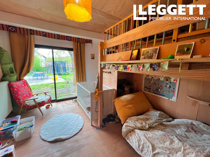 Image No.5-4 Bed House for sale
