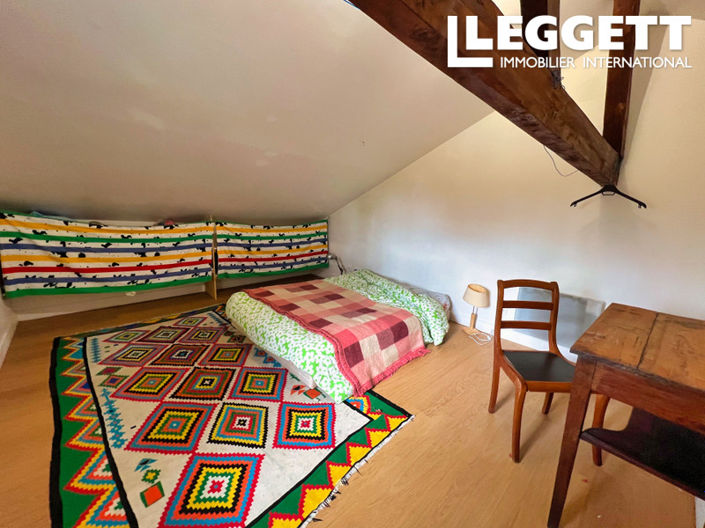 Image No.9-4 Bed House for sale