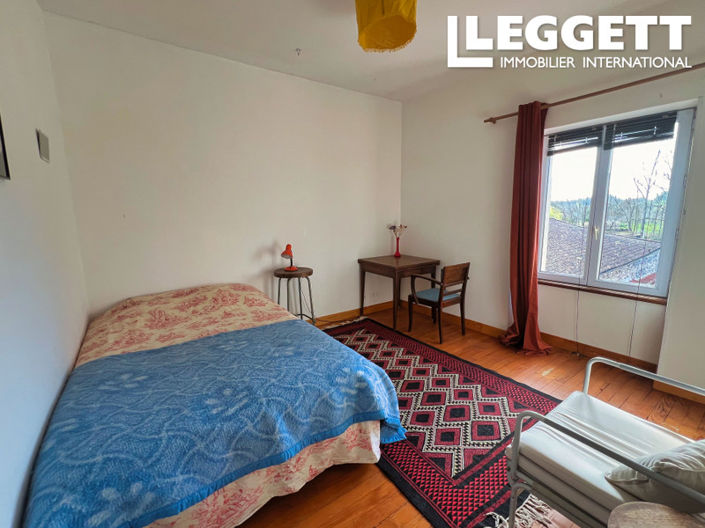 Image No.9-4 Bed House for sale