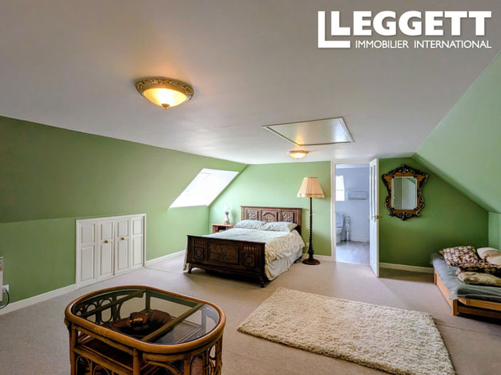 Image No.10-4 Bed House for sale