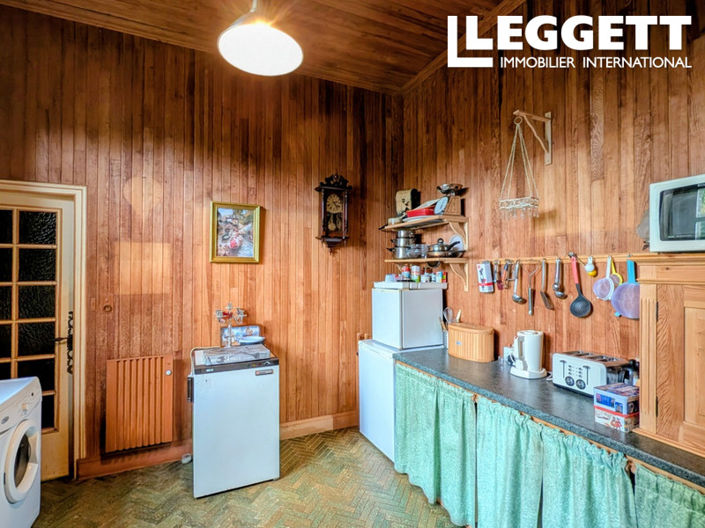 Image No.9-4 Bed House for sale