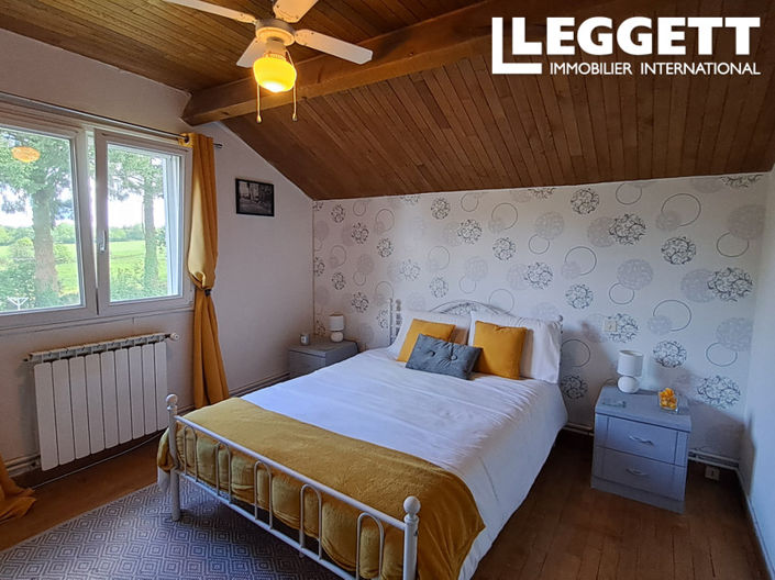 Image No.7-4 Bed House for sale