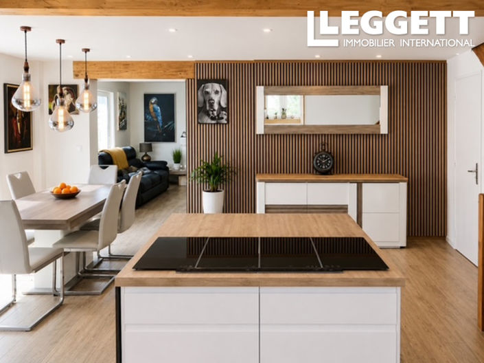Image No.4-5 Bed House for sale