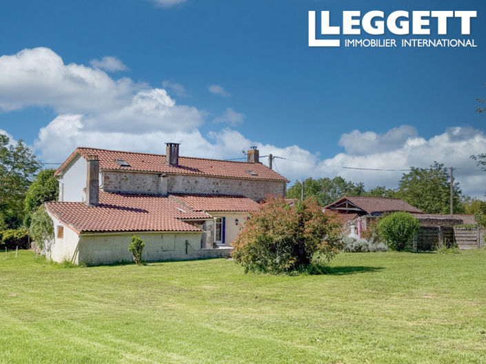 Image No.2-4 Bed House for sale