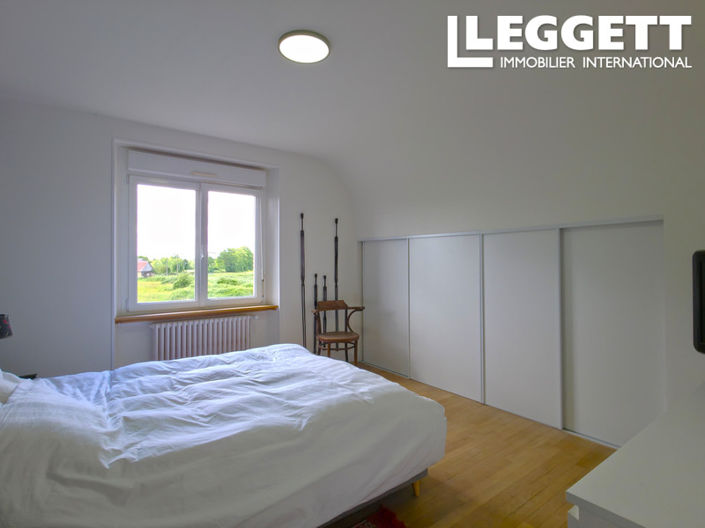Image No.9-4 Bed House for sale