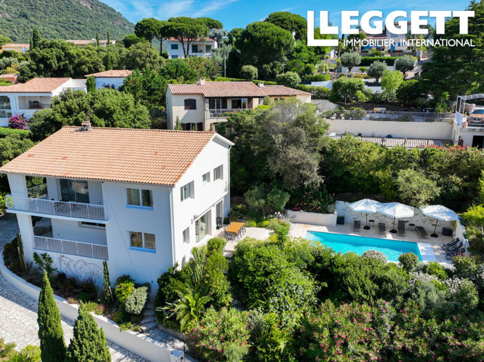 Image No.2-4 Bed House for sale