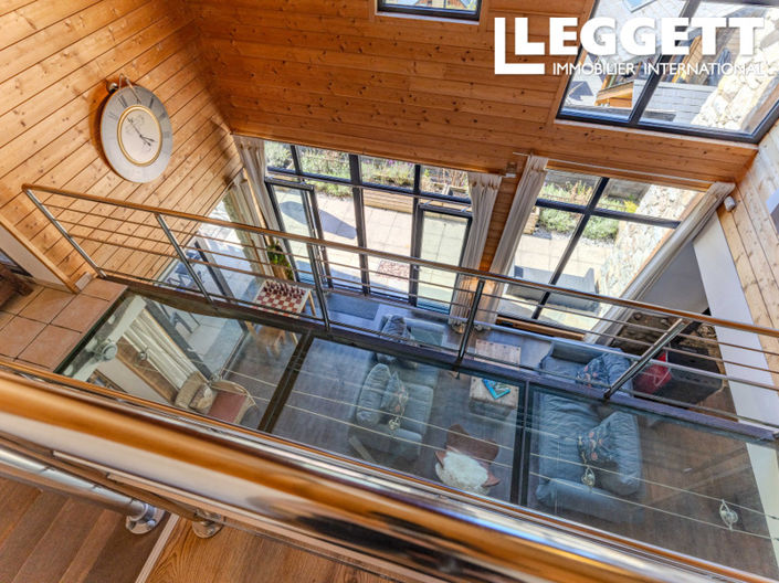 Image No.10-5 Bed House for sale