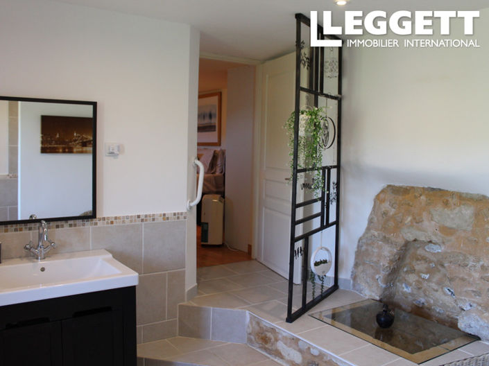 Image No.7-3 Bed House for sale
