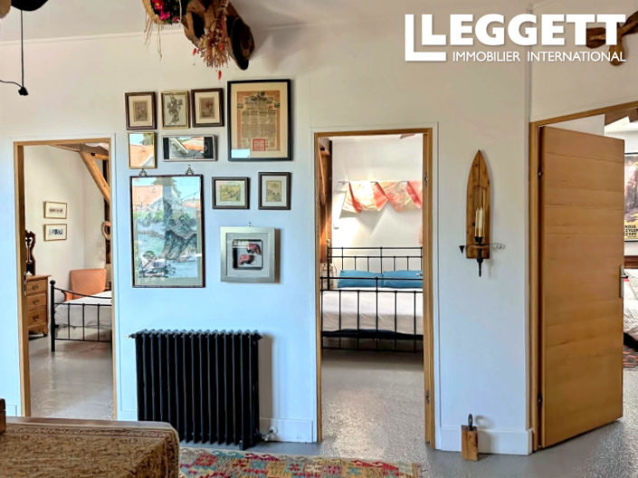 Image No.7-4 Bed House for sale
