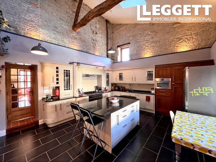 Image No.5-5 Bed House for sale