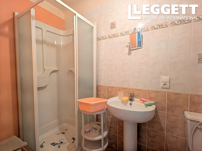 Image No.9-3 Bed House for sale