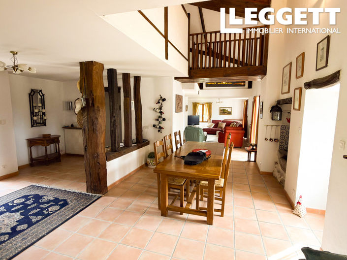 Image No.2-3 Bed House for sale