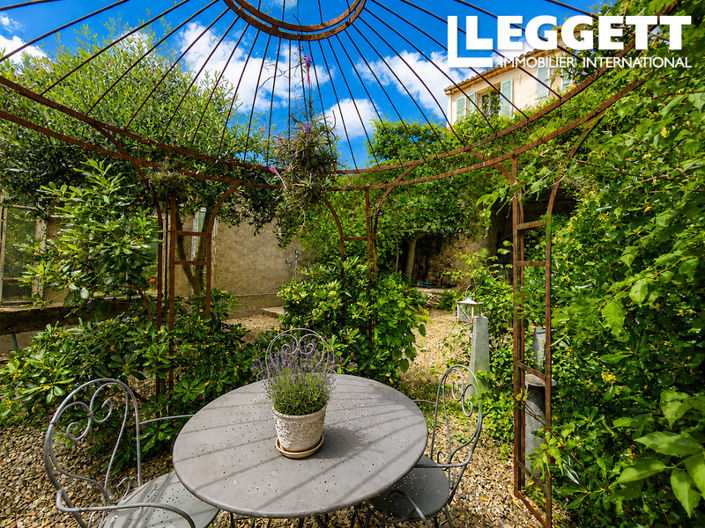 Image No.2-3 Bed House for sale