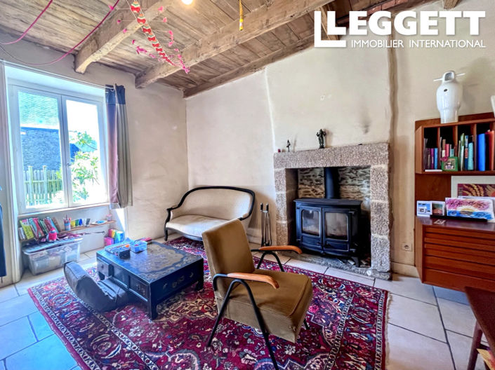 Image No.2-4 Bed House for sale