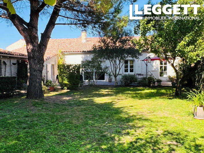 Image No.9-5 Bed House for sale
