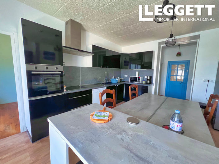 Image No.7-4 Bed House for sale