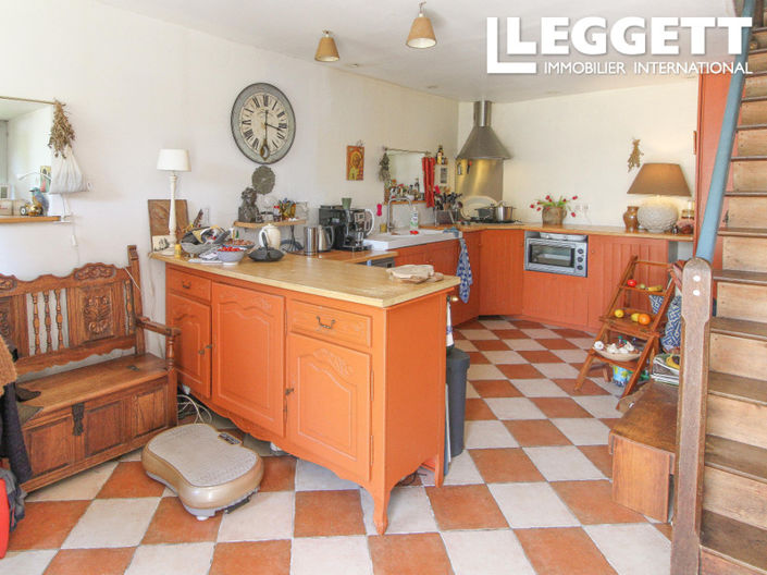 Image No.3-4 Bed House for sale